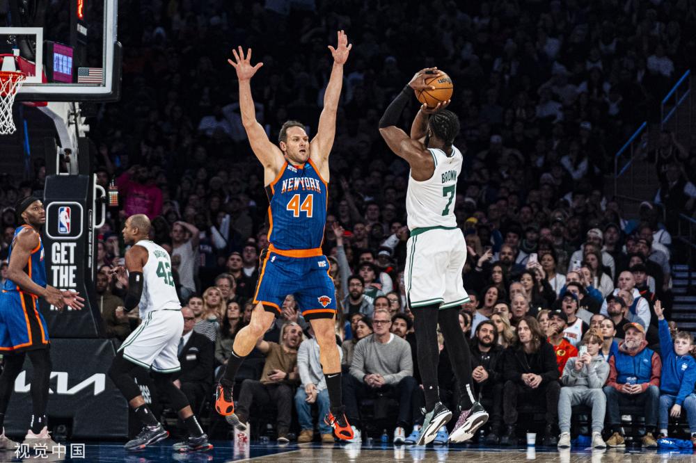 年轻球员来 年轻球员来