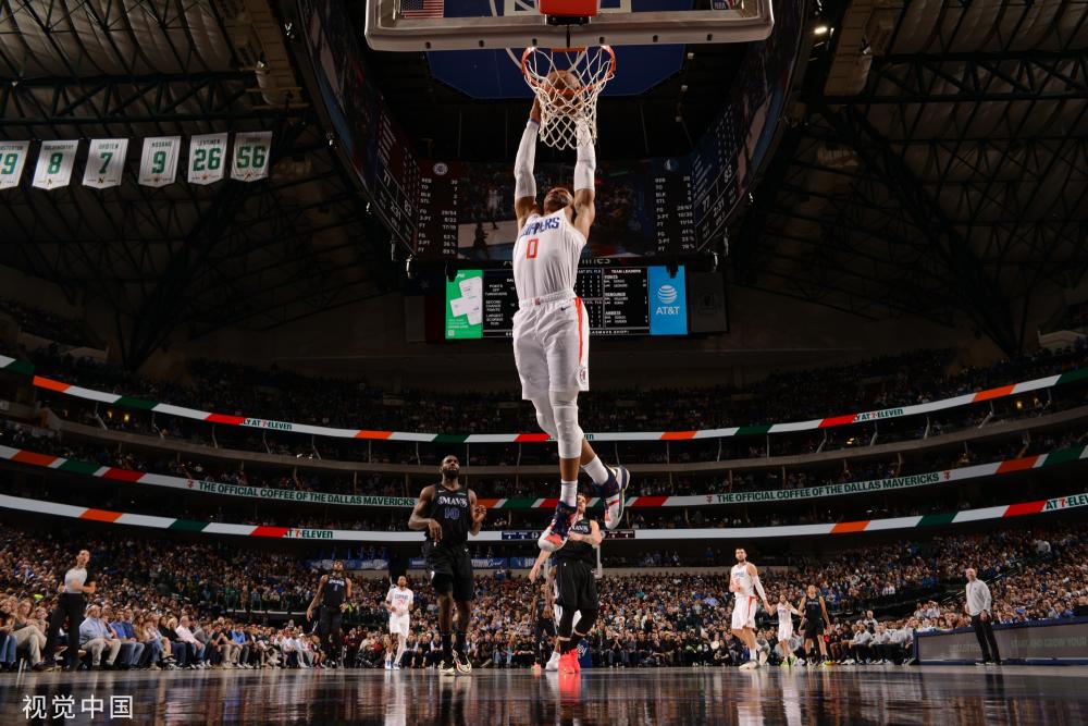 和张玉宁在 和张玉宁在