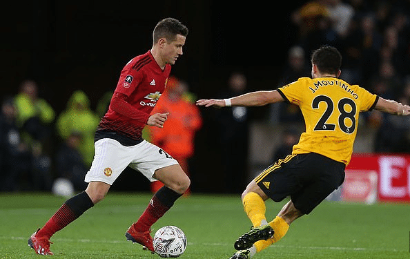 的铲断更有 的铲断更有